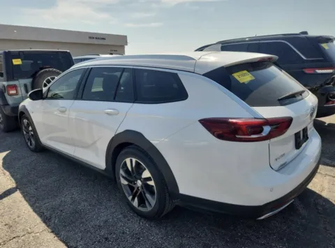 More photos of 2018 Buick Regal TourX Preferred at Auto Boutique Ohio, OH