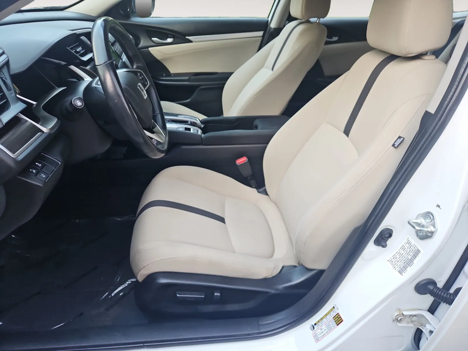 Honda Civic photo 9