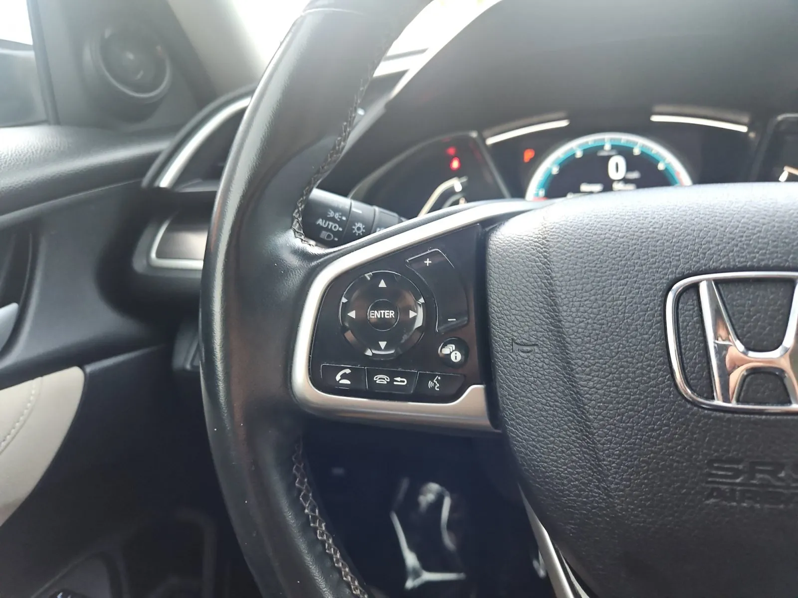Honda Civic photo 24
