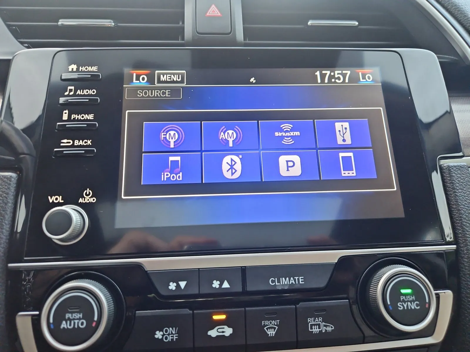 Honda Civic photo 19