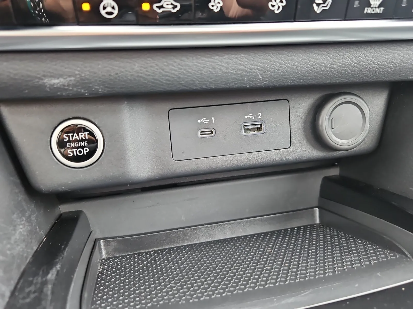 Nissan Rogue photo 21