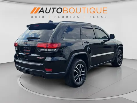 More photos of 2019 Jeep Grand Cherokee Trailhawk at Auto Boutique Ohio, OH