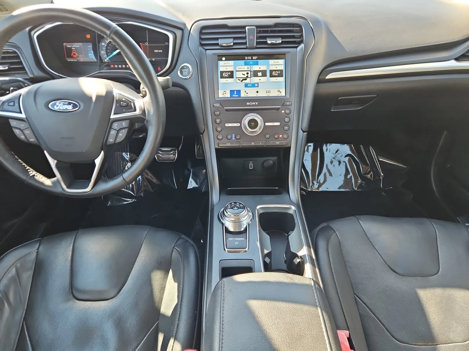 Ford Fusion photo 11
