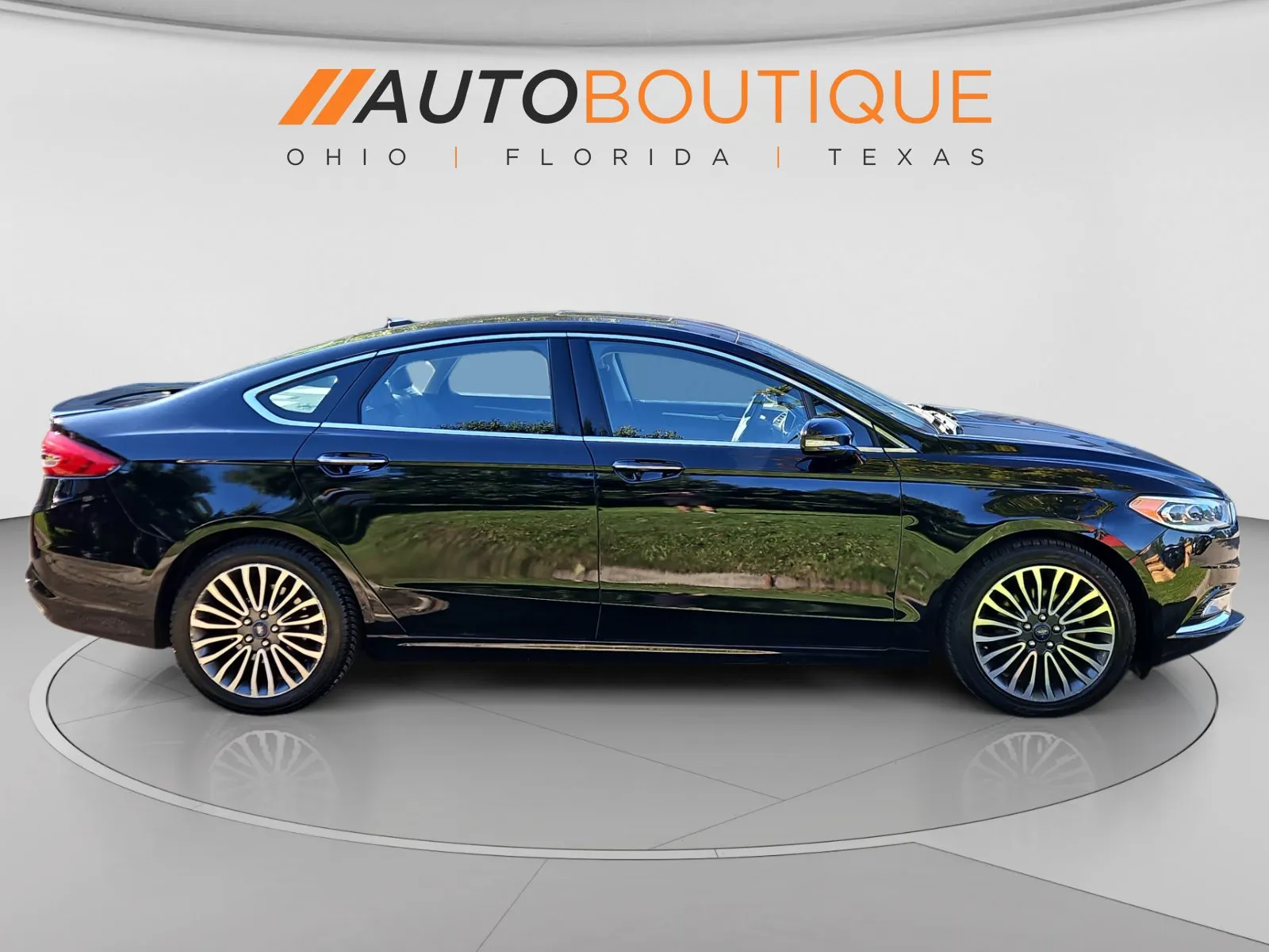 Ford Fusion photo 6