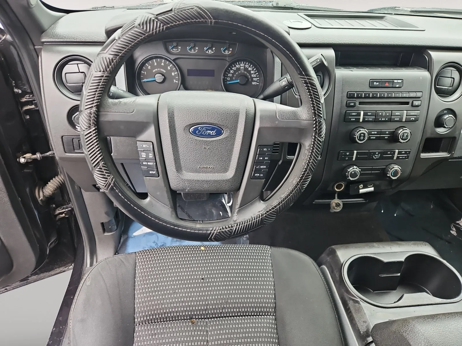 Ford F-150 photo 10