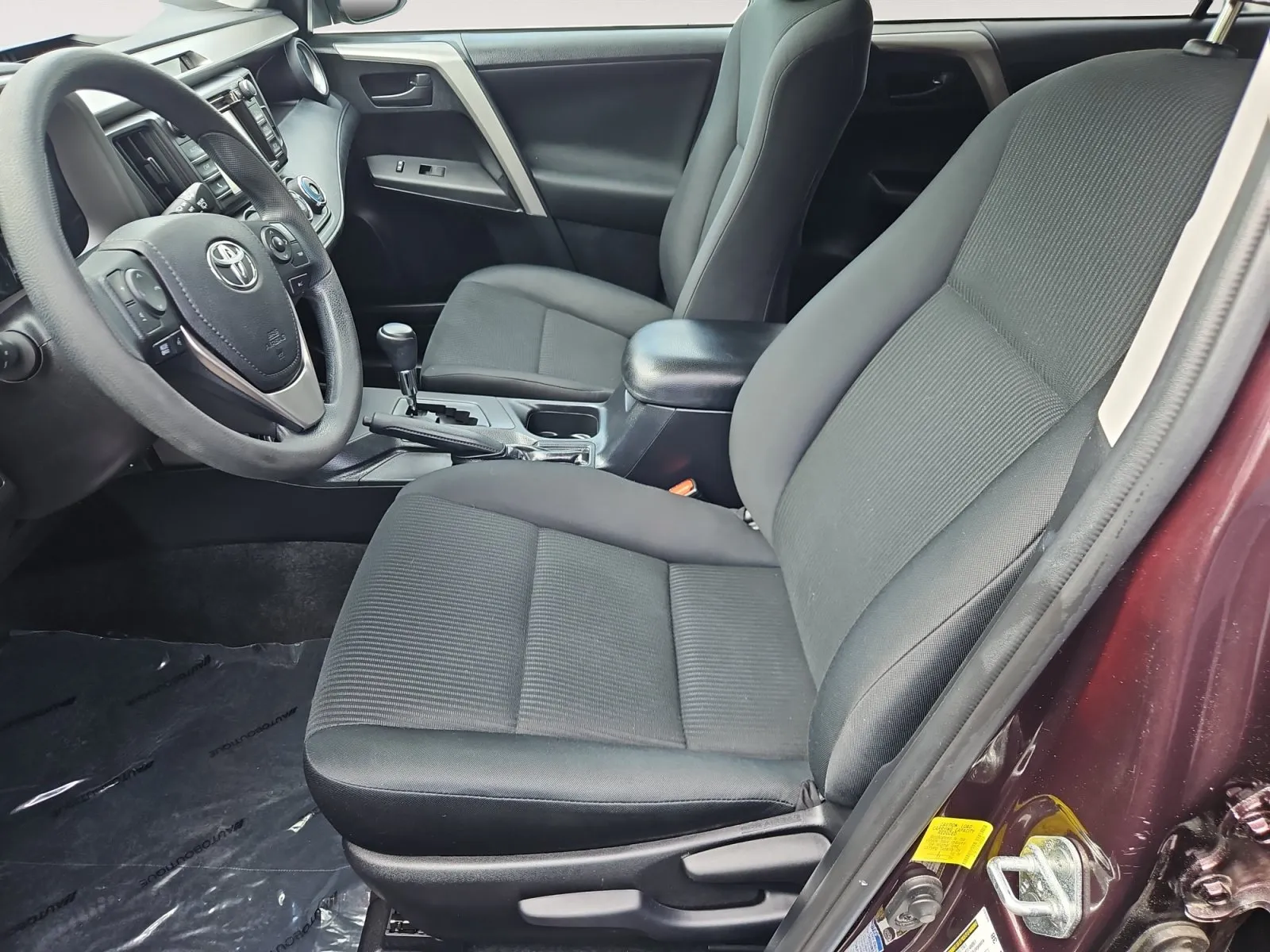 Toyota RAV4 photo 7