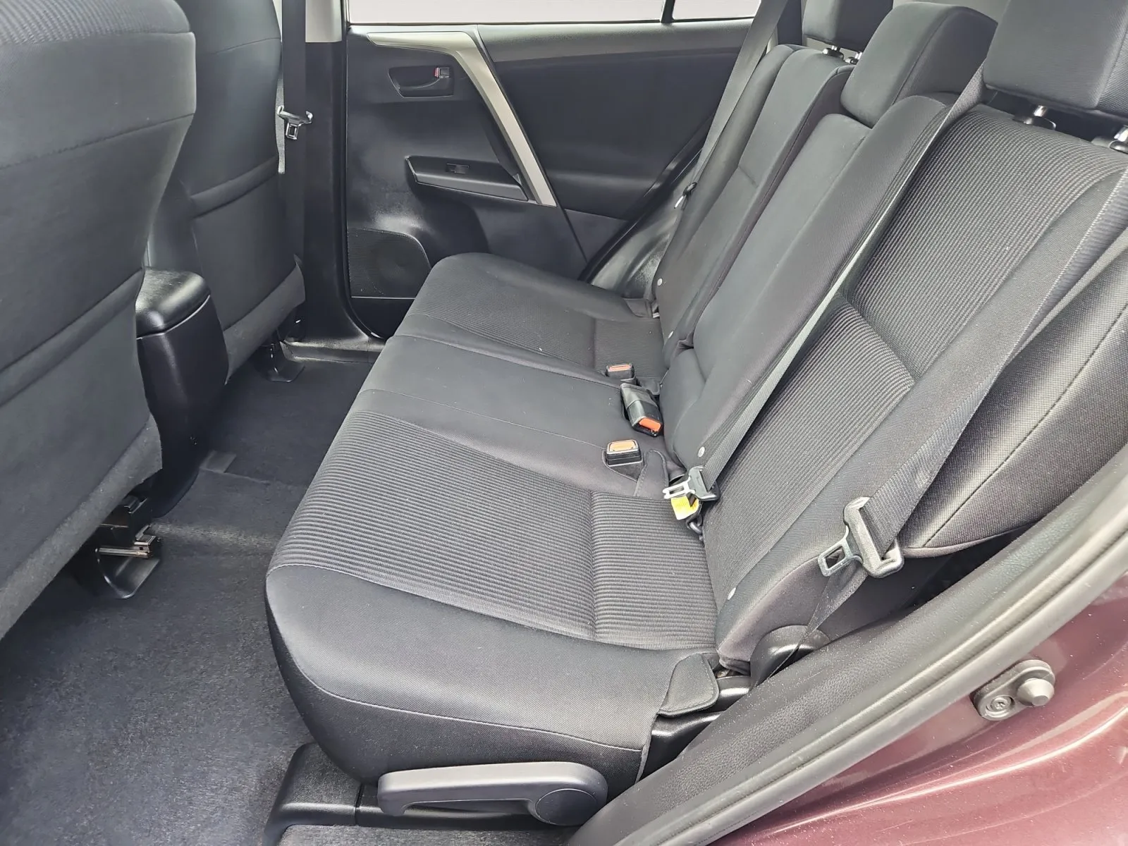 Toyota RAV4 photo 11