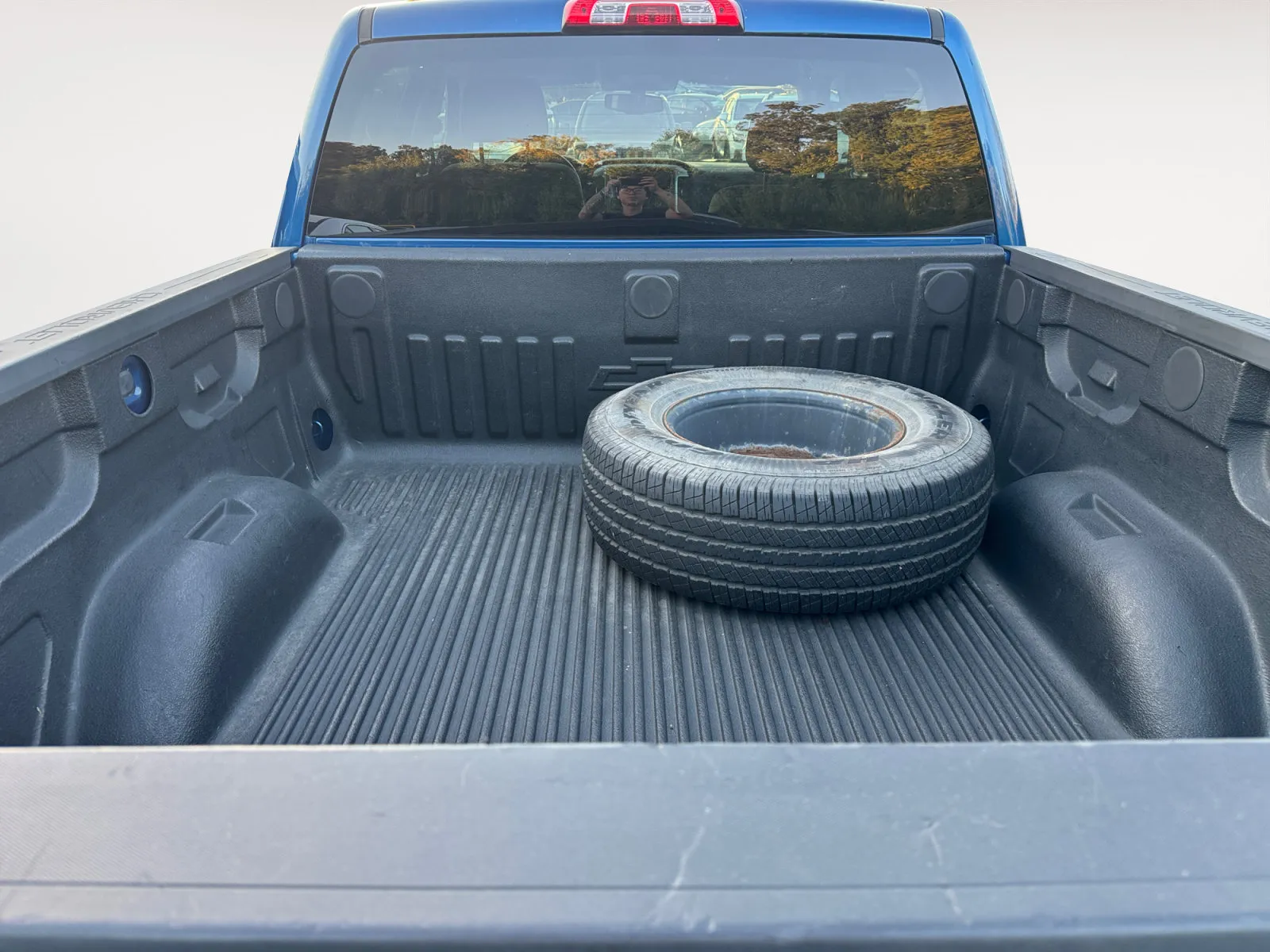 Chevrolet Silverado photo 15