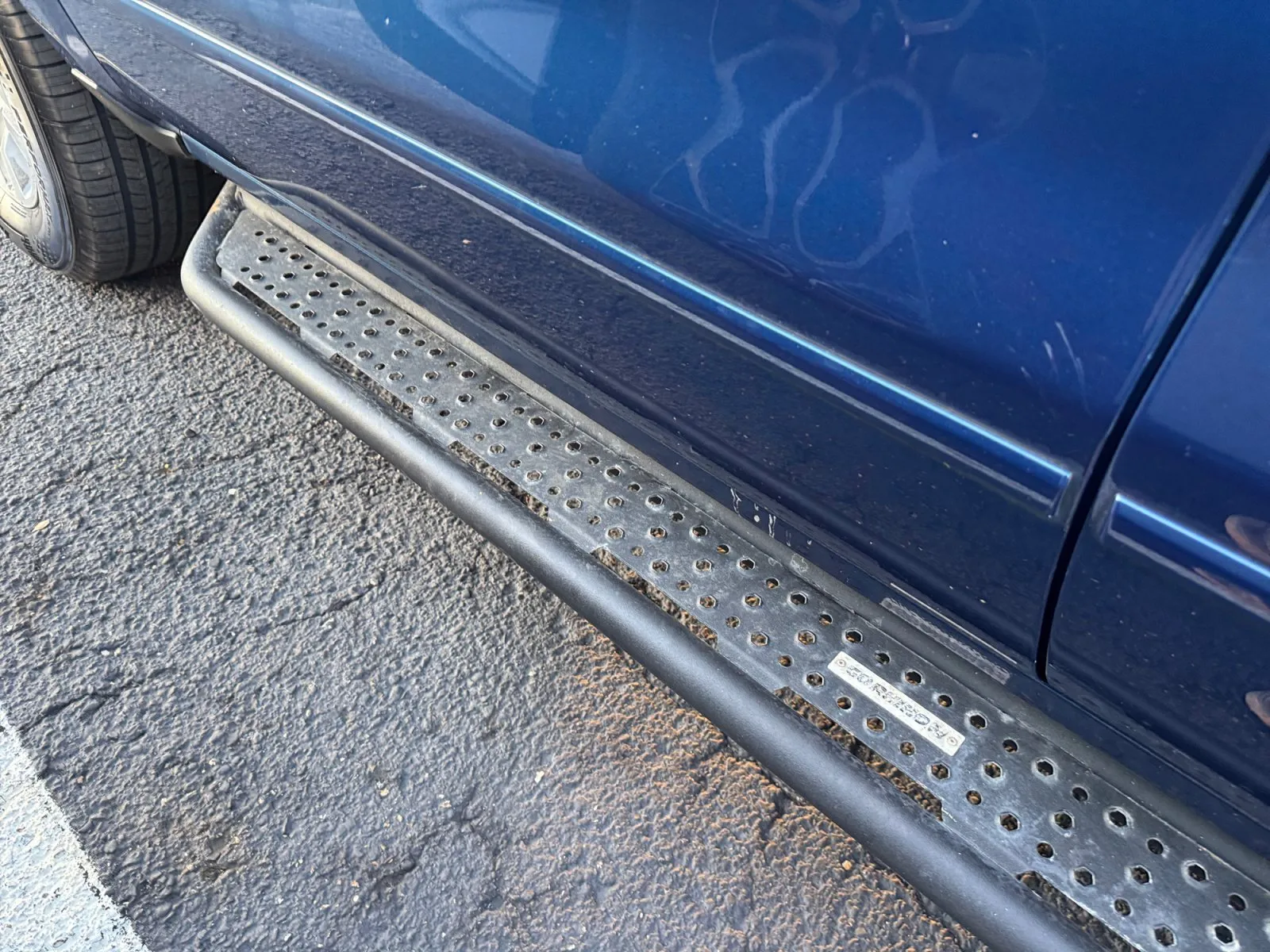 Chevrolet Silverado photo 16