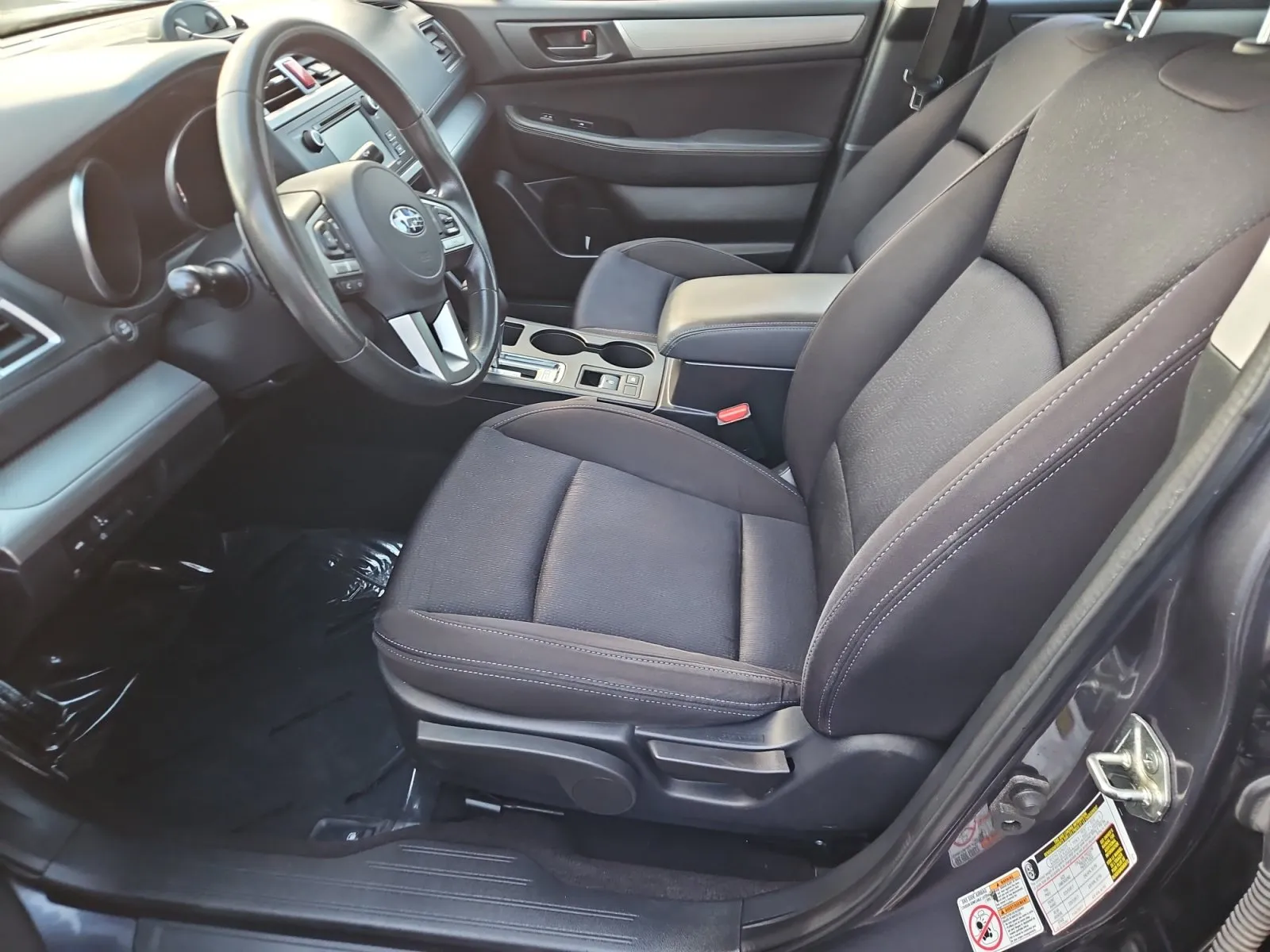 Subaru Legacy photo 9