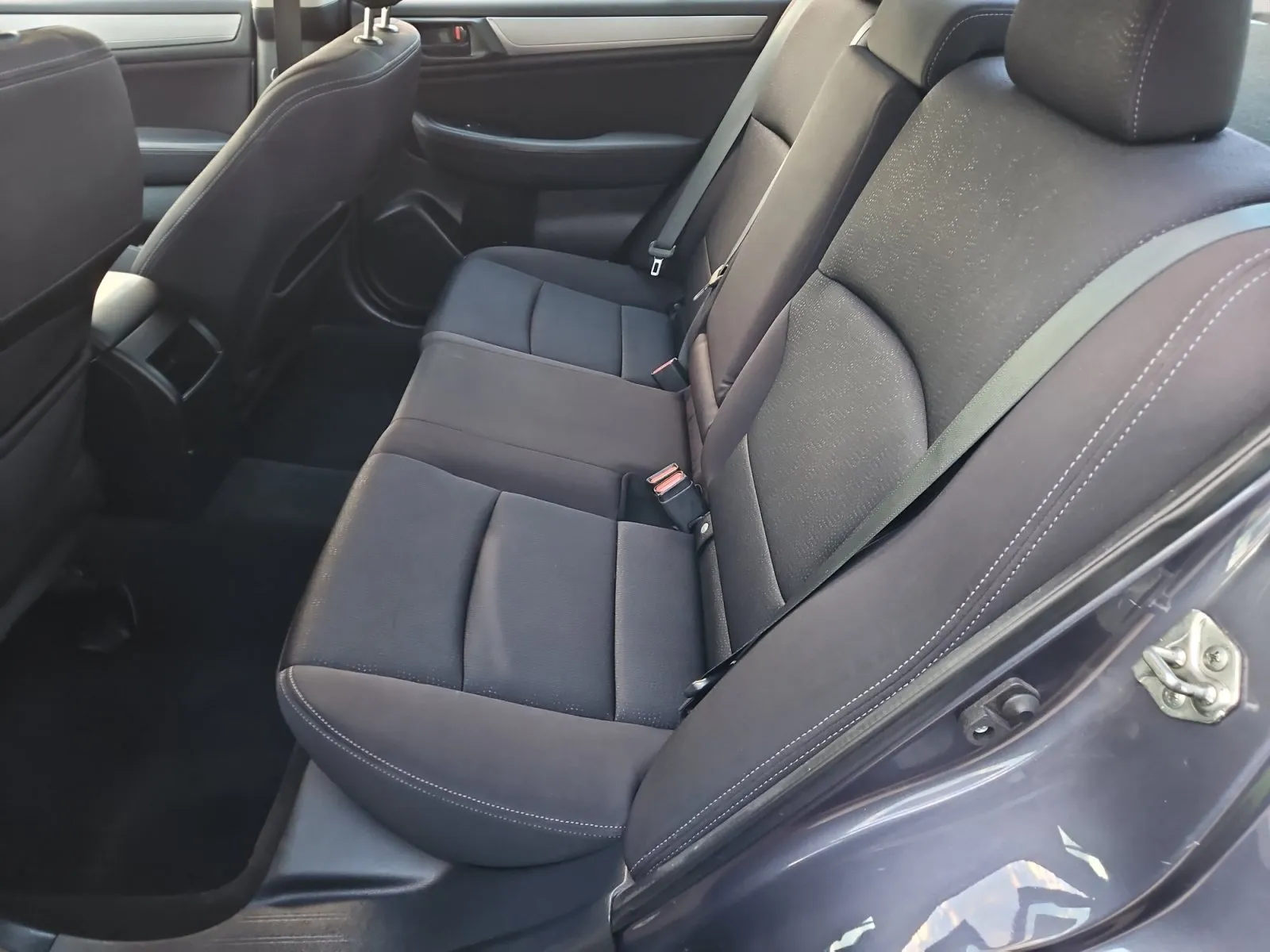 Subaru Legacy photo 13