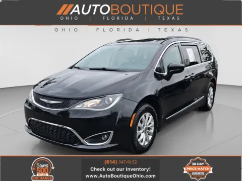 Black 2017 Chrysler Pacifica Touring-L for sale in Columbus, OH