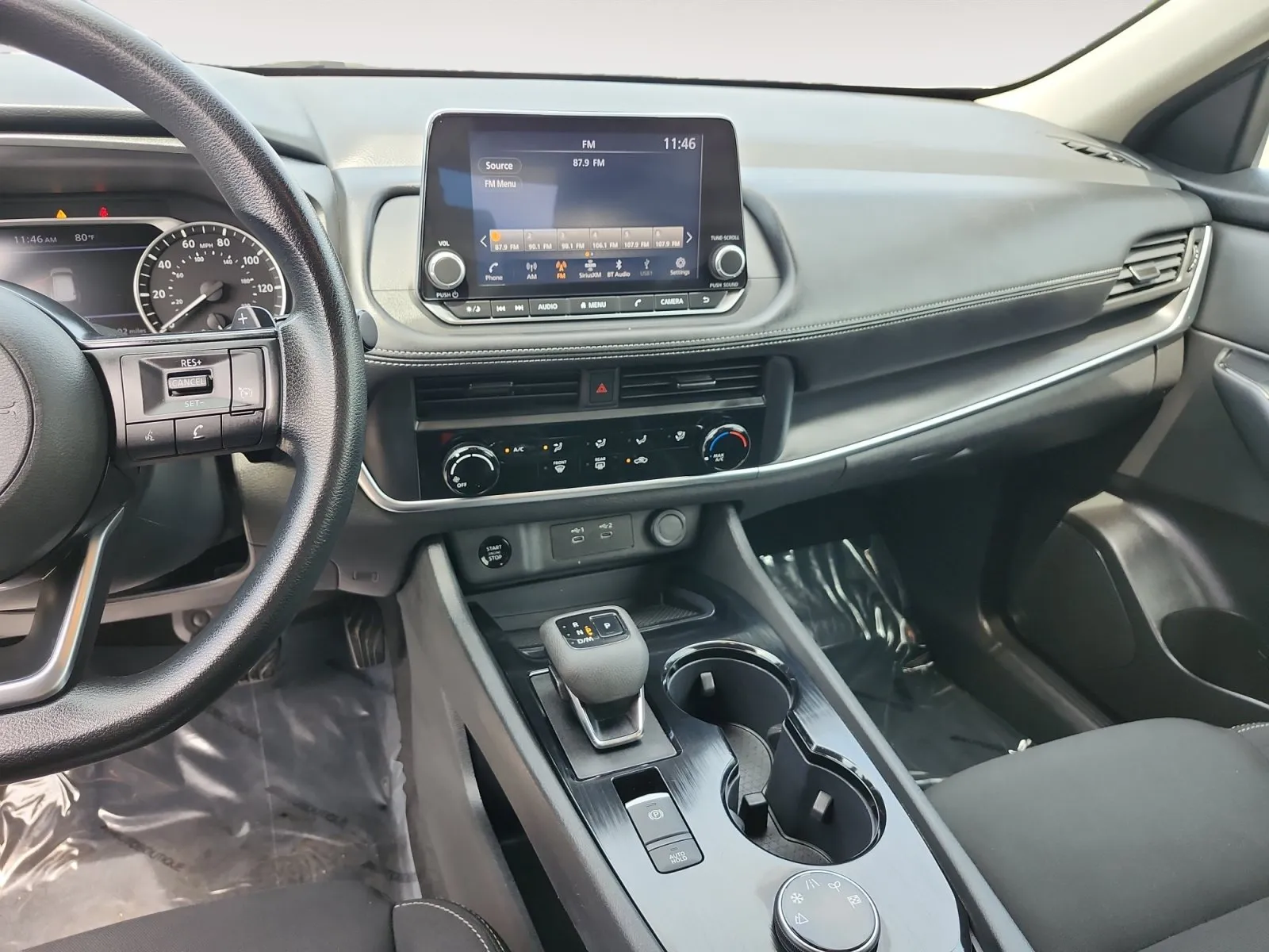 Nissan Rogue photo 11