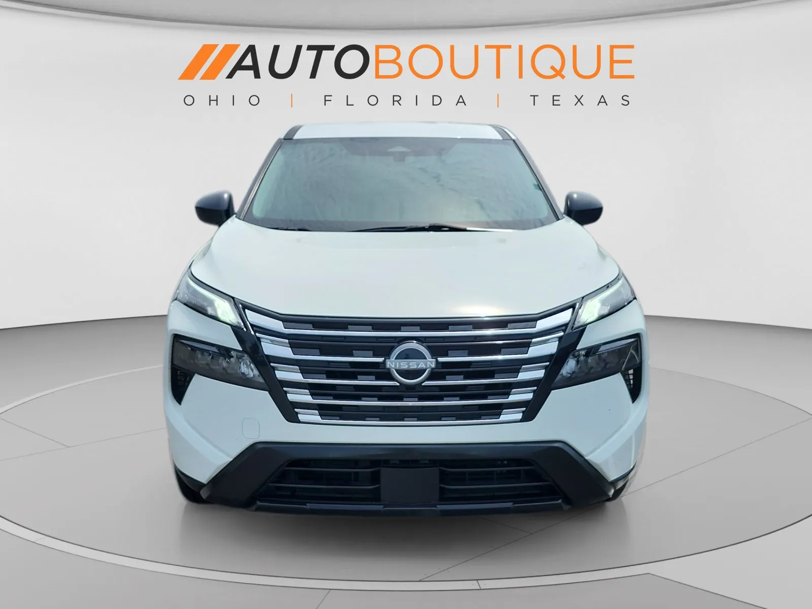 Nissan Rogue photo 8