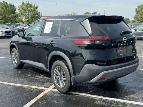 More photos of 2023 Nissan Rogue S at Auto Boutique Ohio, OH