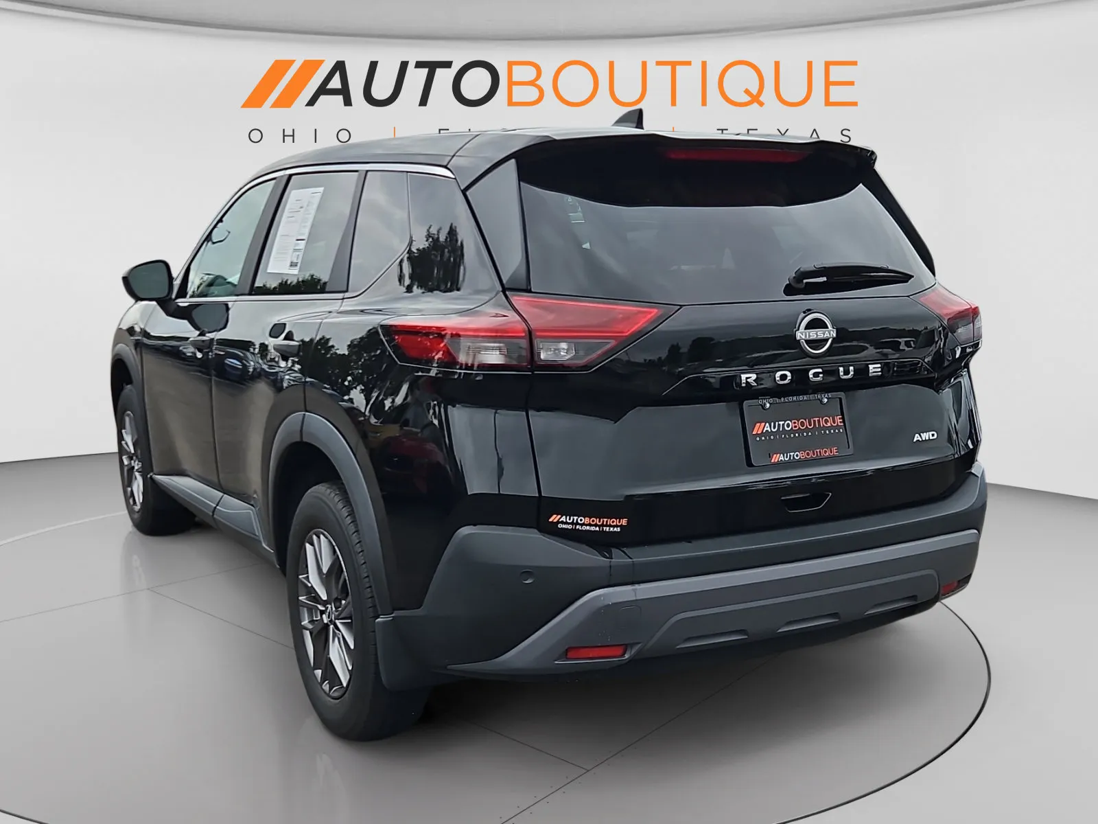 Nissan Rogue photo 3
