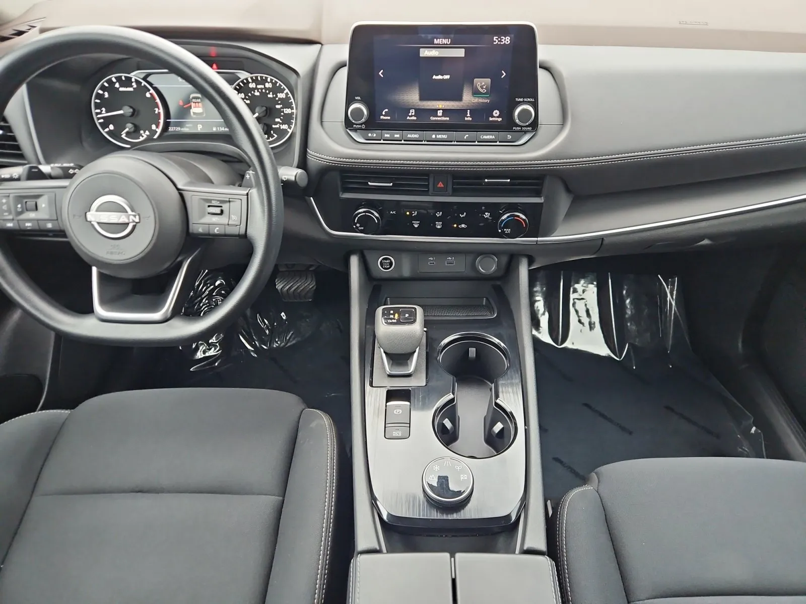 Nissan Rogue photo 11