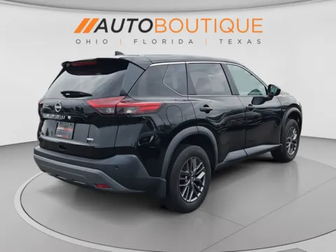 More photos of 2023 Nissan Rogue S at Auto Boutique Ohio, OH