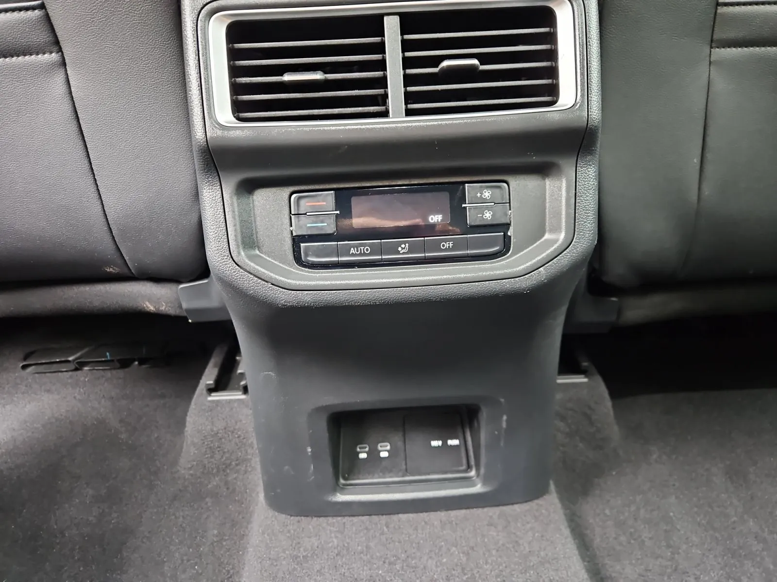 Volkswagen Atlas photo 13