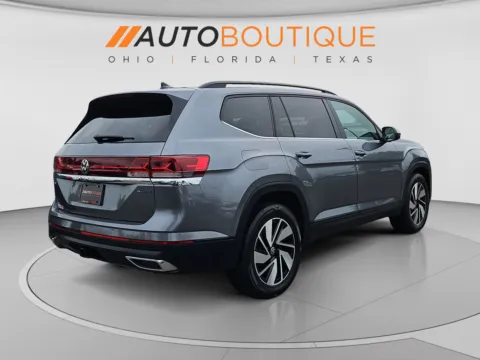 More photos of 2024 Volkswagen Atlas 2.0T SE w/Technology at Auto Boutique Ohio, OH