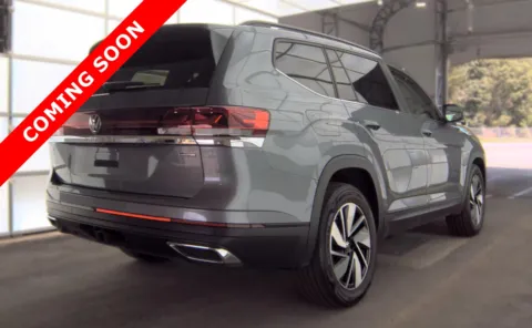 More photos of 2024 Volkswagen Atlas 2.0T SE w/Technology at Auto Boutique Ohio, OH