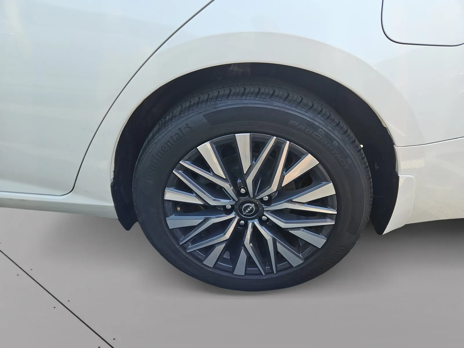 Nissan Altima photo 15