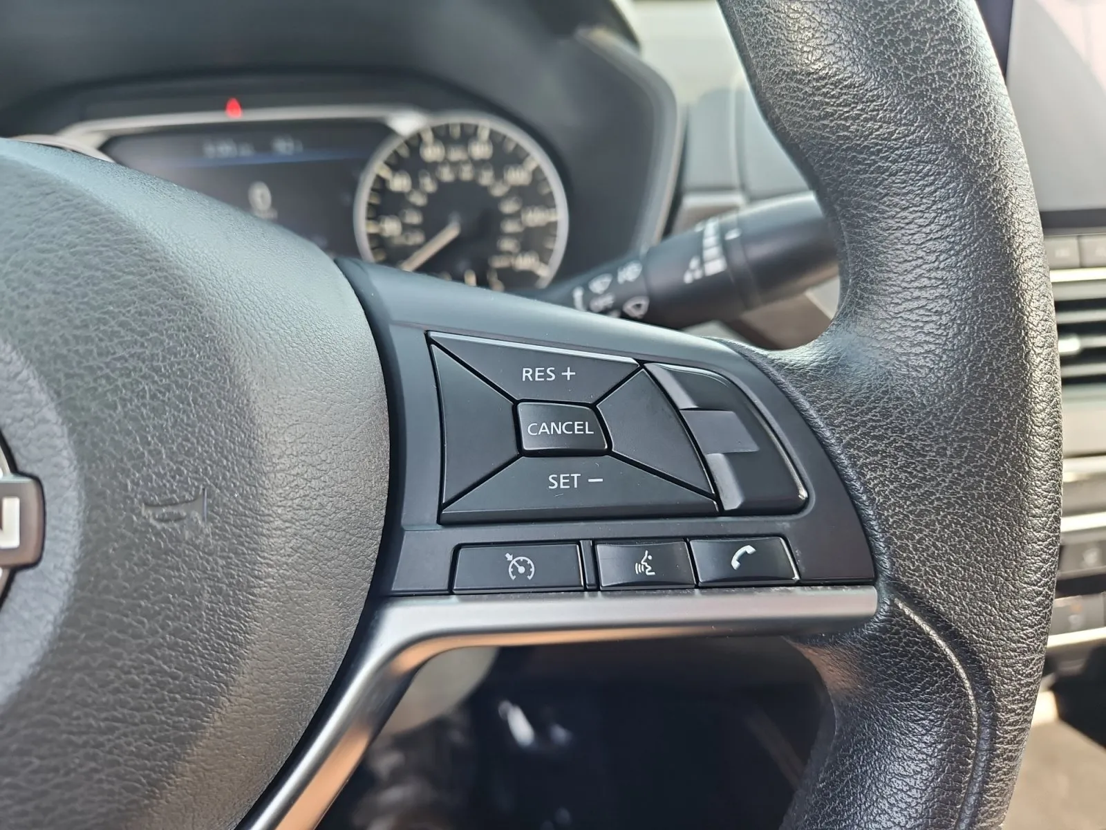 Nissan Altima photo 22