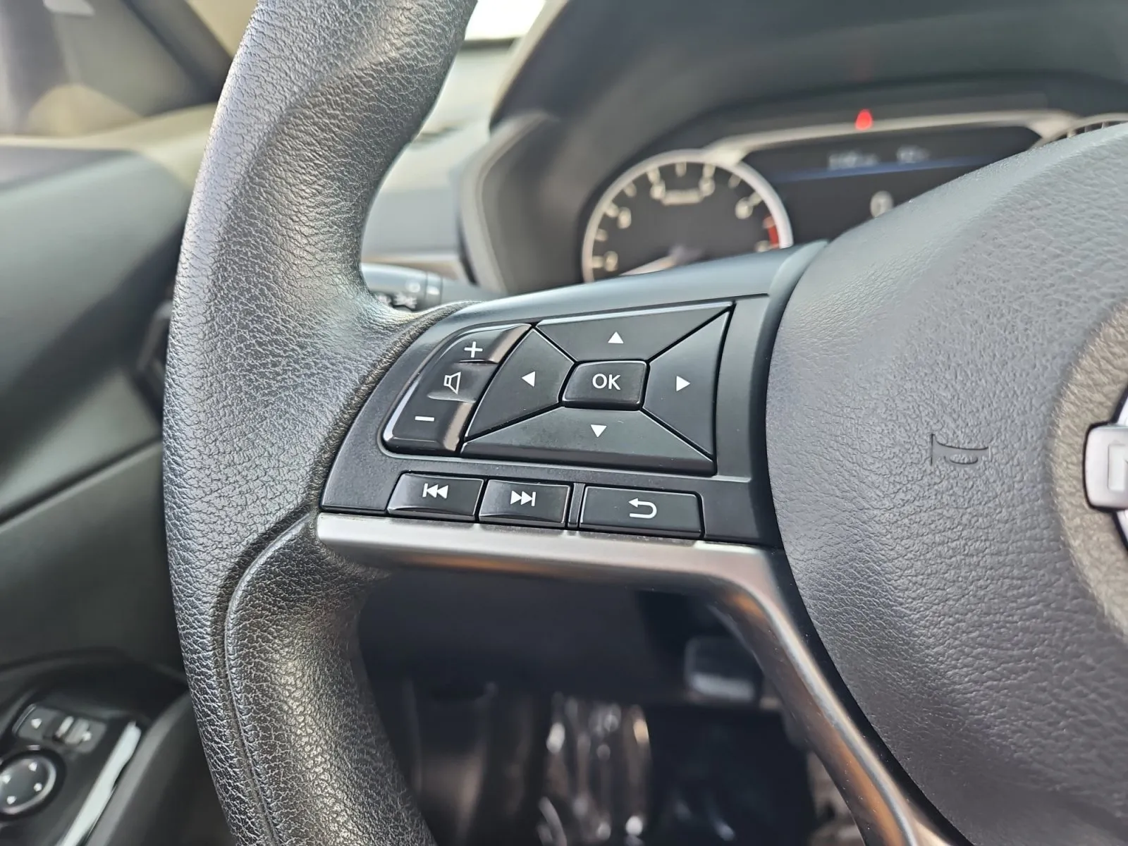 Nissan Altima photo 23