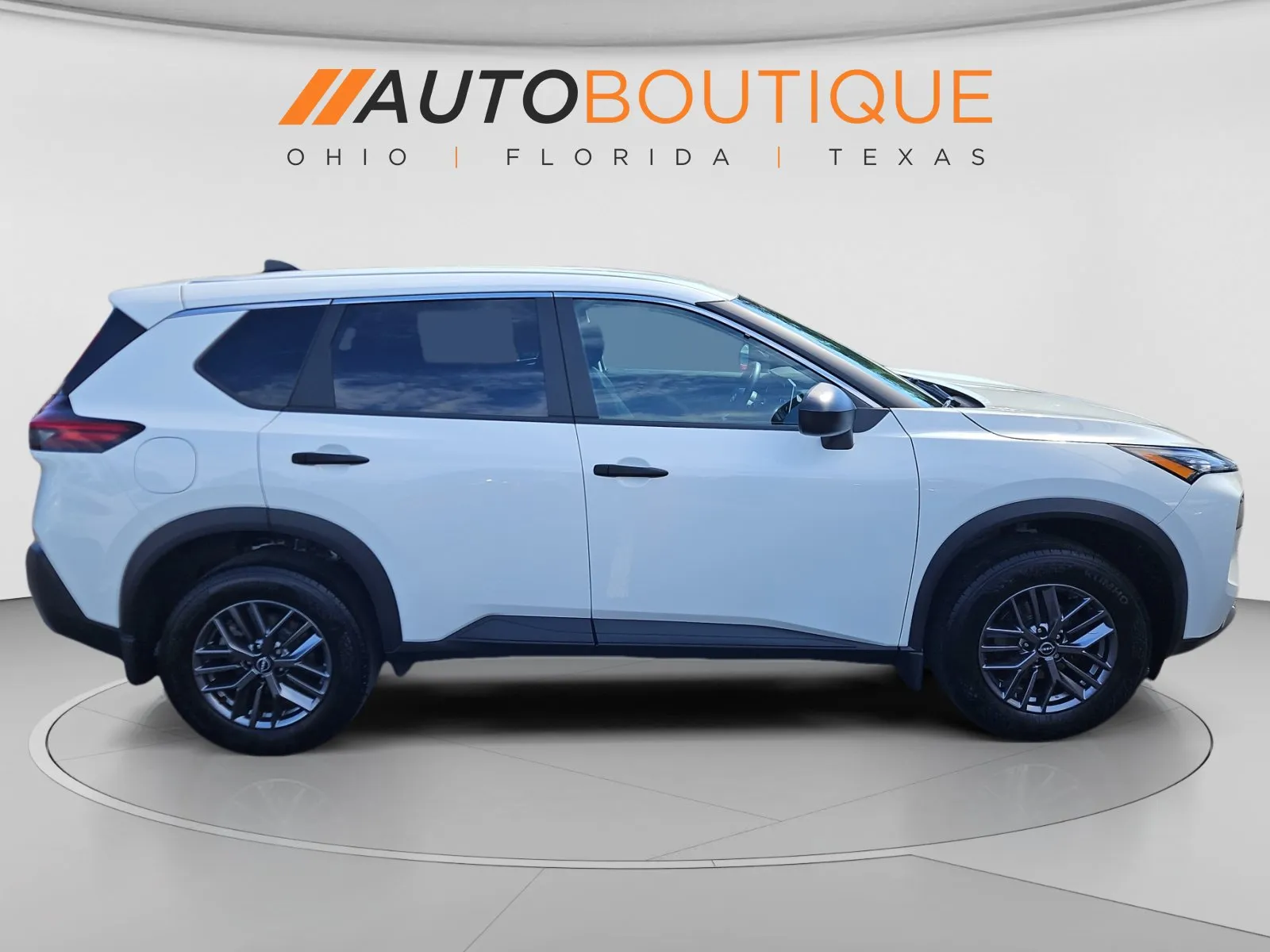 Nissan Rogue photo 6