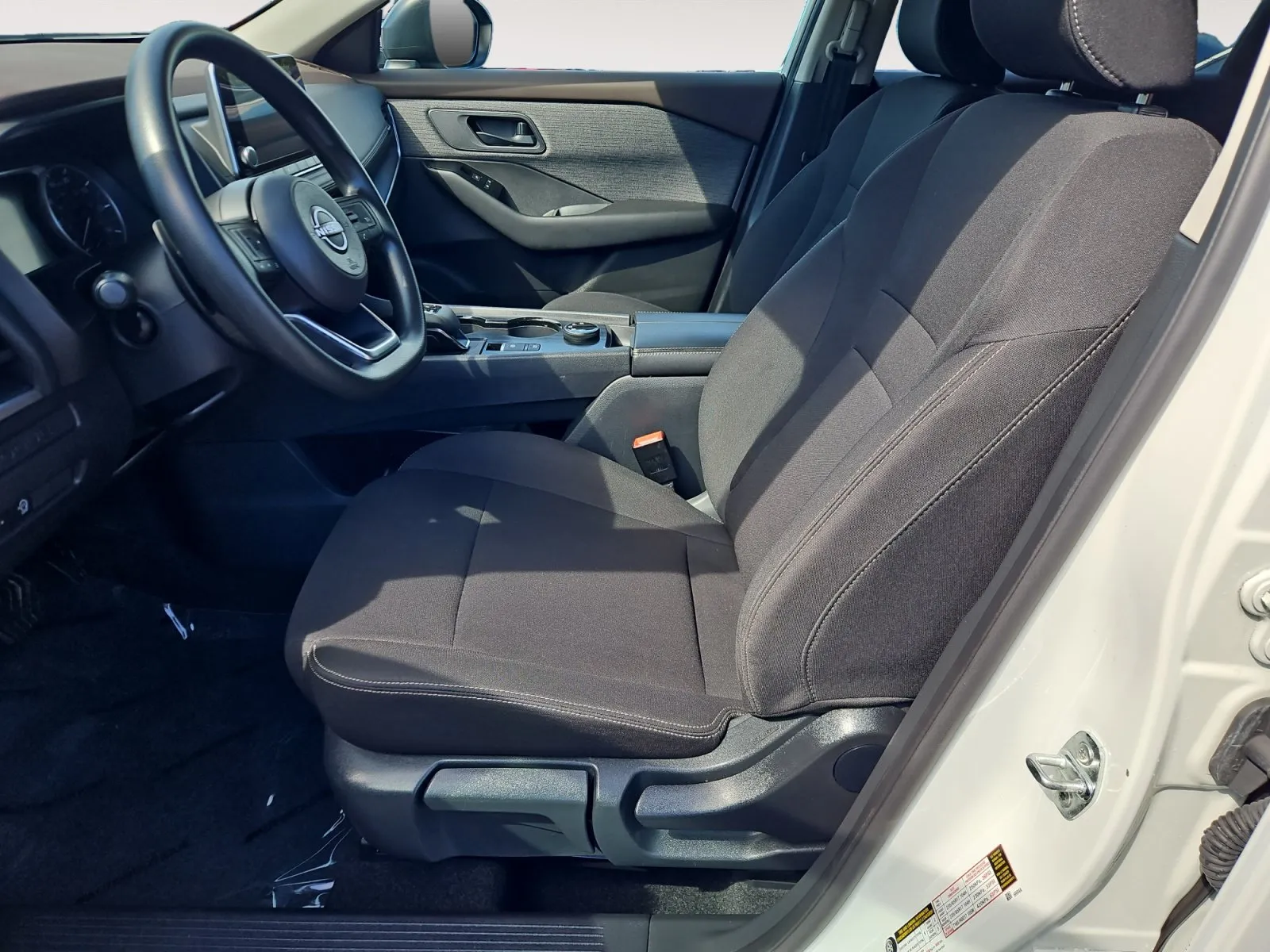 Nissan Rogue photo 9