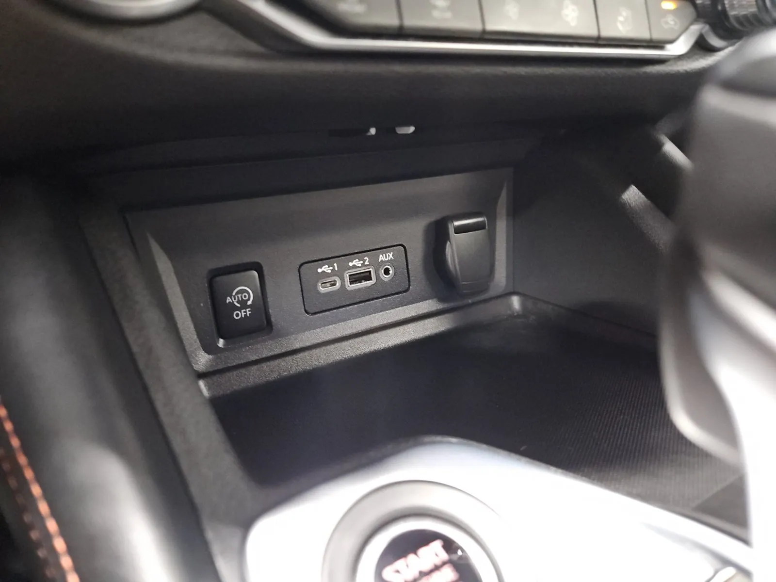 Nissan Sentra photo 18