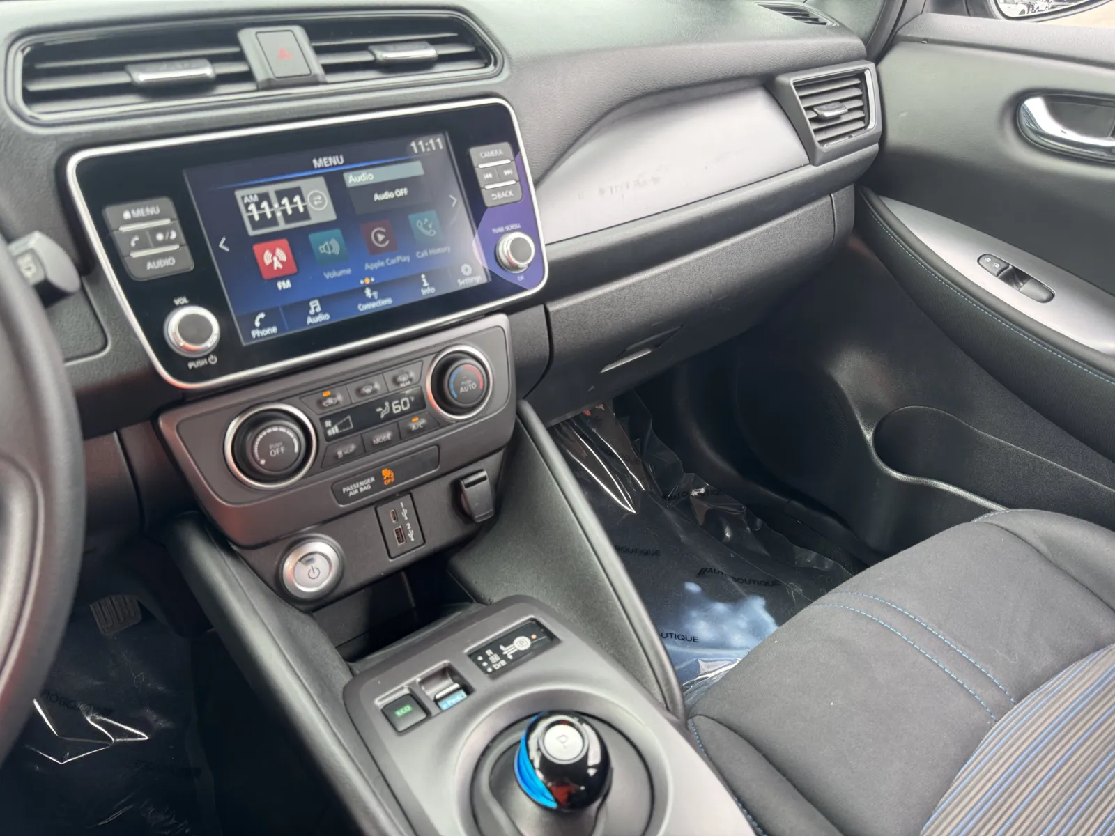 Nissan Leaf photo 23