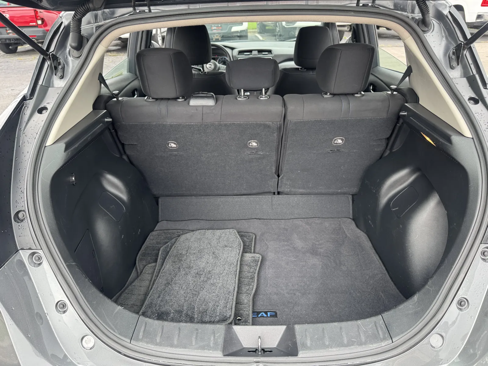 Nissan Leaf photo 14