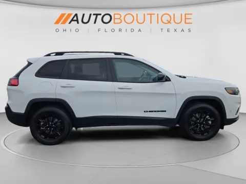 Another view of 2023 Jeep Cherokee Altitude Lux for sale in Columbus, OH at Auto Boutique Ohio