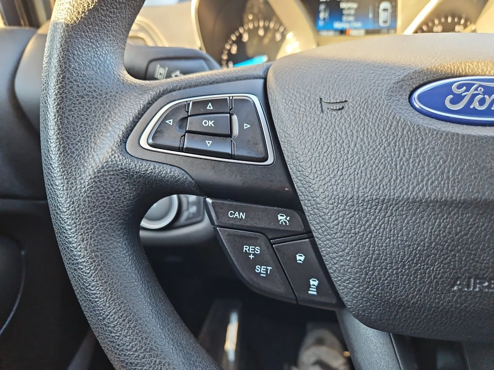Ford Escape photo 23