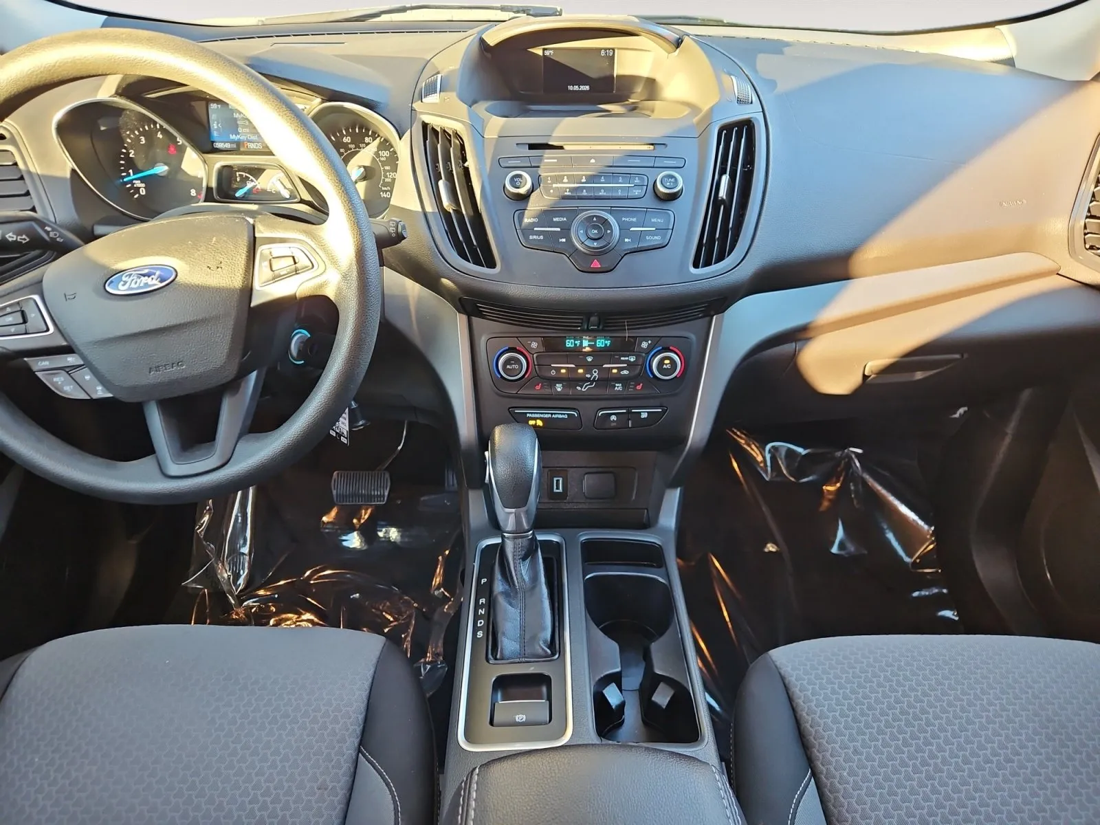Ford Escape photo 10