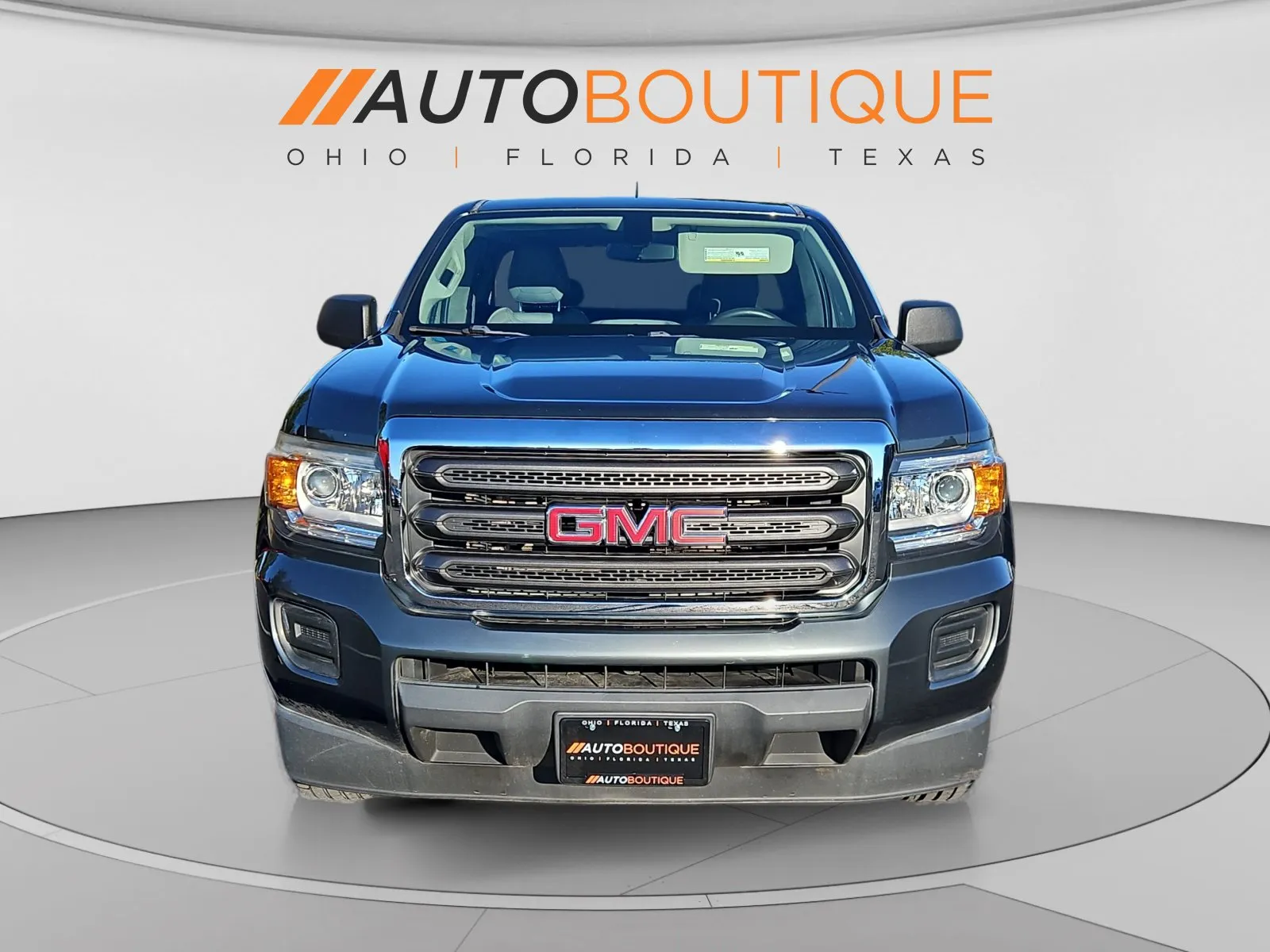 GMC Canyon photo 8