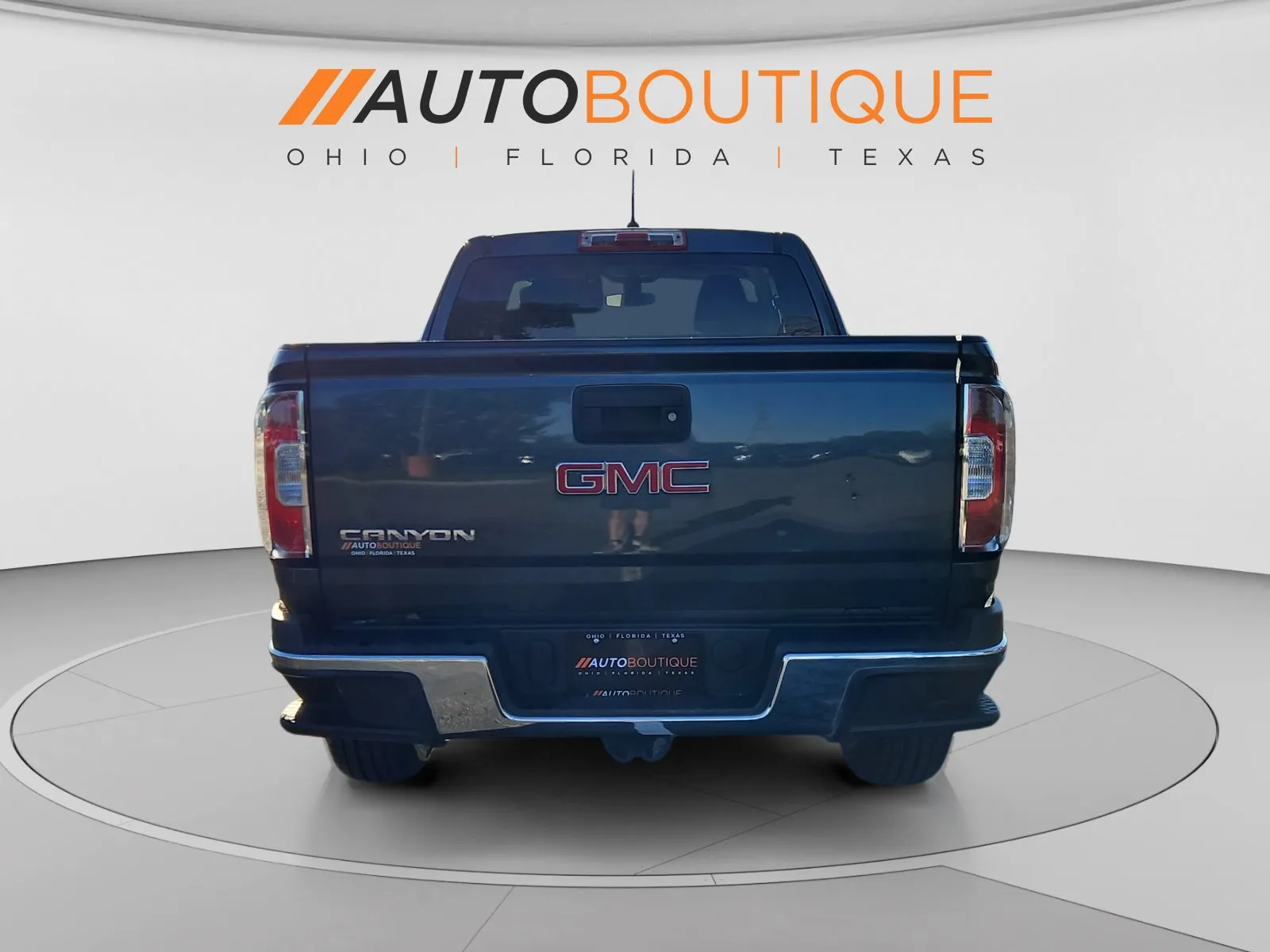 GMC Canyon photo 4