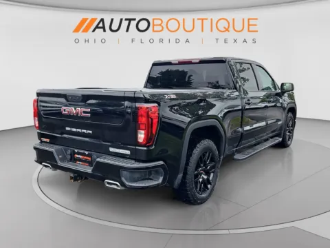 More photos of 2022 GMC Sierra 1500 Elevation at Auto Boutique Ohio, OH