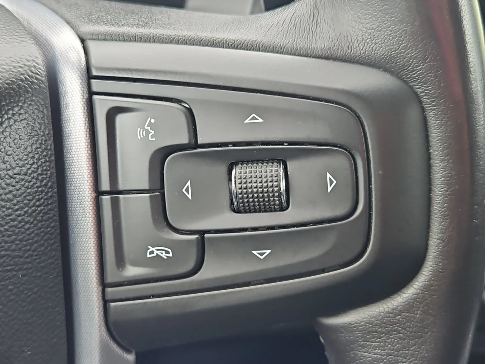 GMC Sierra photo 26