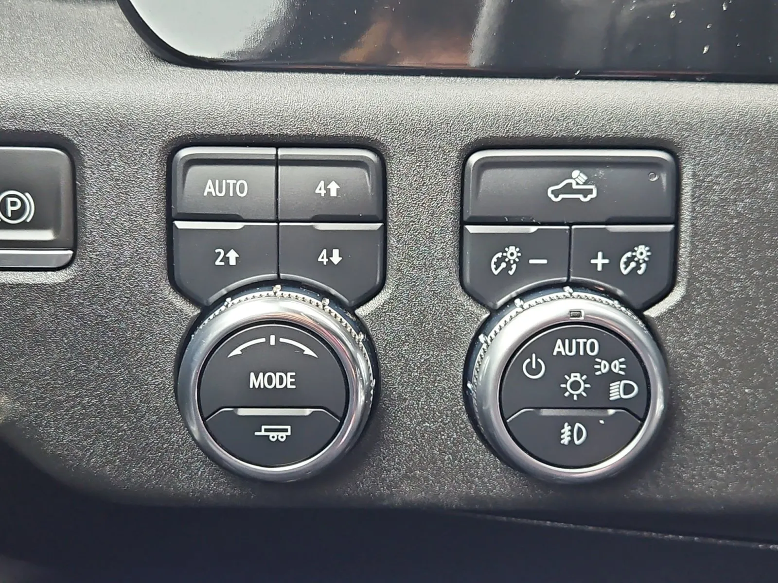 GMC Sierra photo 17