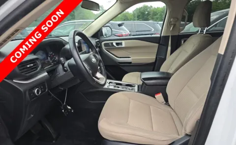 More photos of 2023 Ford Explorer XLT at Auto Boutique Ohio, OH
