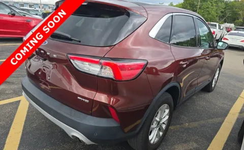 More photos of 2021 Ford Escape SE at Auto Boutique Ohio, OH