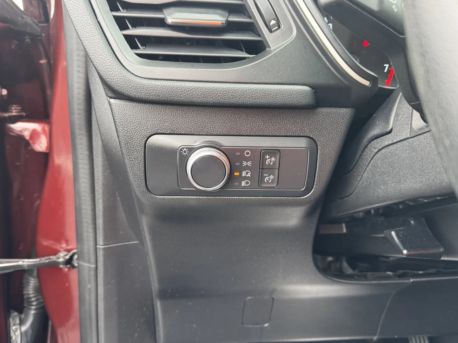 Ford Escape photo 18