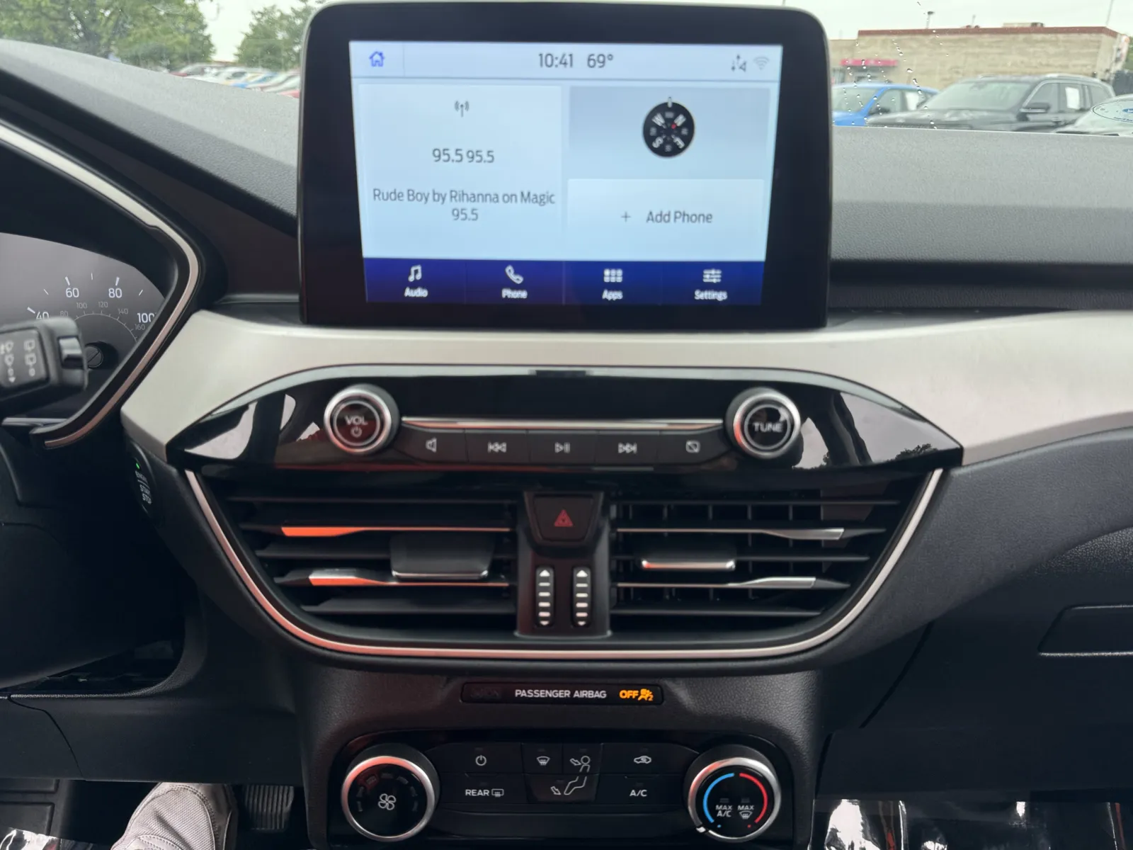 Ford Escape photo 24