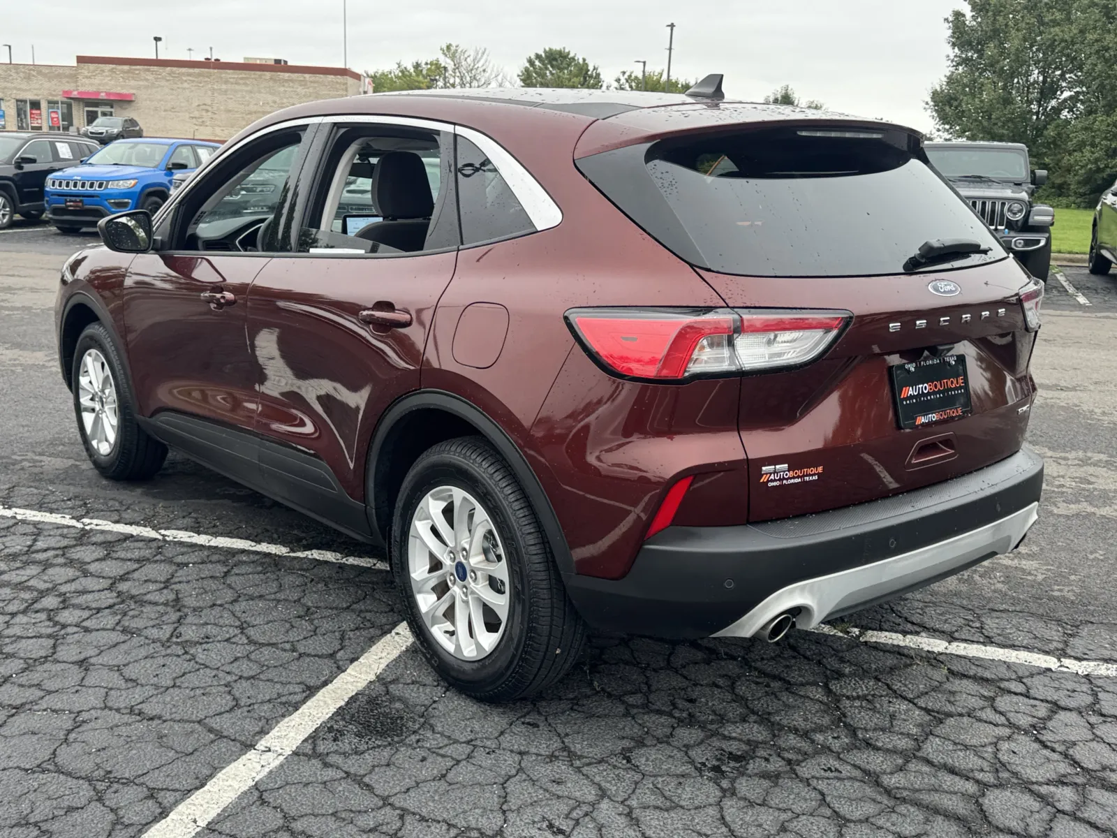 Ford Escape photo 11
