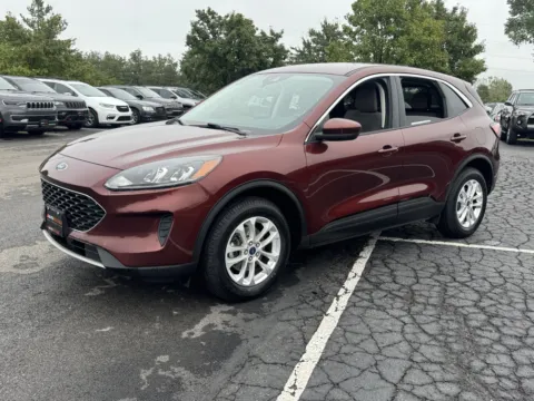 More photos of 2021 Ford Escape SE at Auto Boutique Ohio, OH