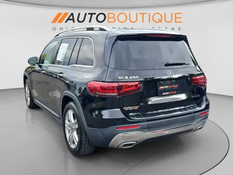Another view of 2020 Mercedes-Benz GLB 250 for sale in Columbus, OH at Auto Boutique Ohio
