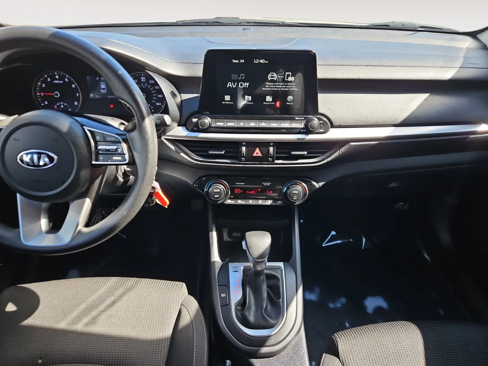 Kia Forte photo 11