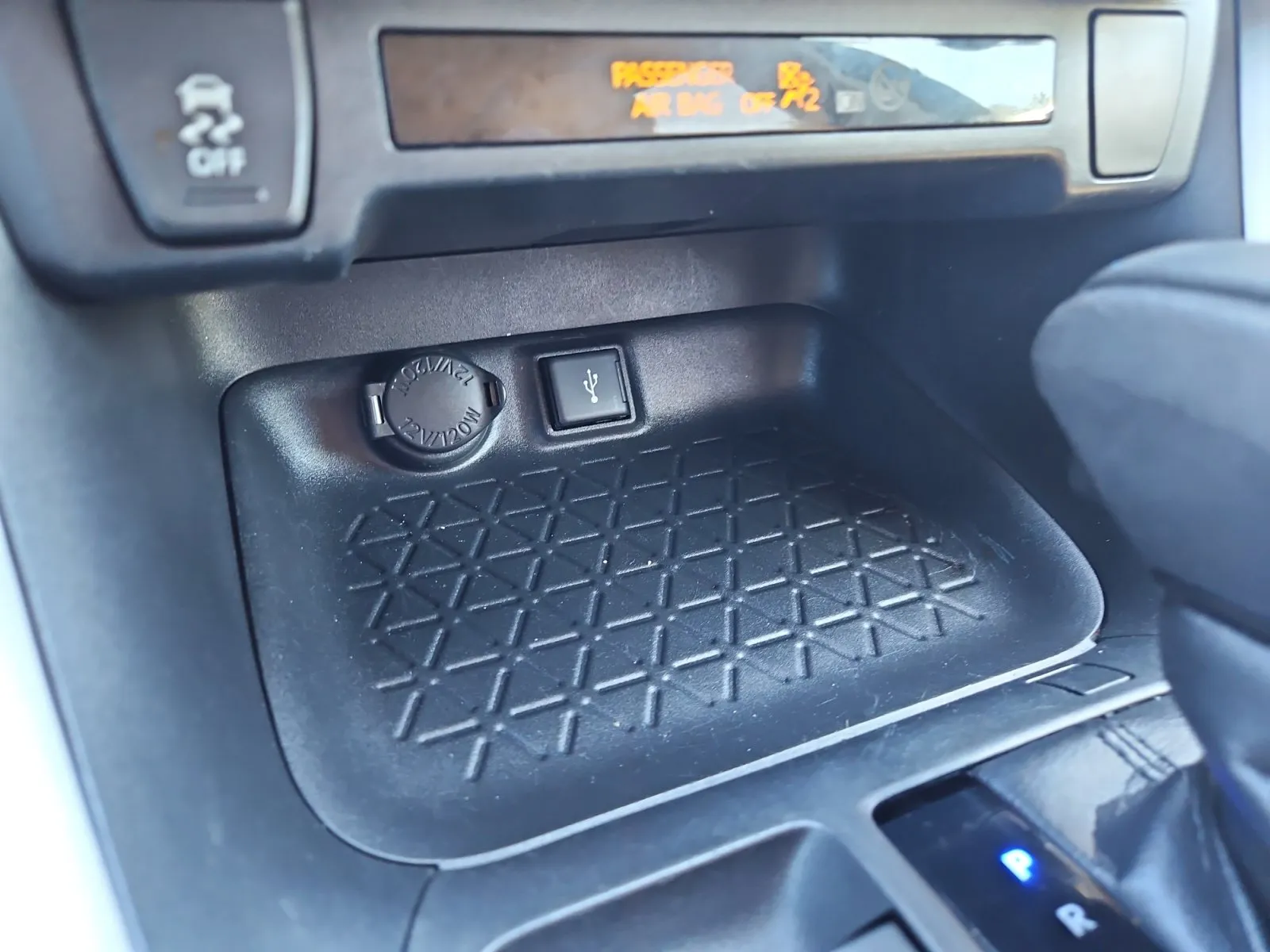 Toyota RAV4 photo 19